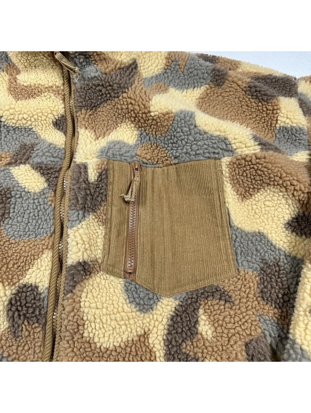 A Beautiful Soul Women’s Tan Brown Camo Sherpa Plus Size C 3x